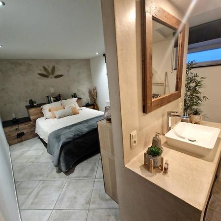 Le Twenty Bed & Breakfast Marche-en-Famenne Exterior foto