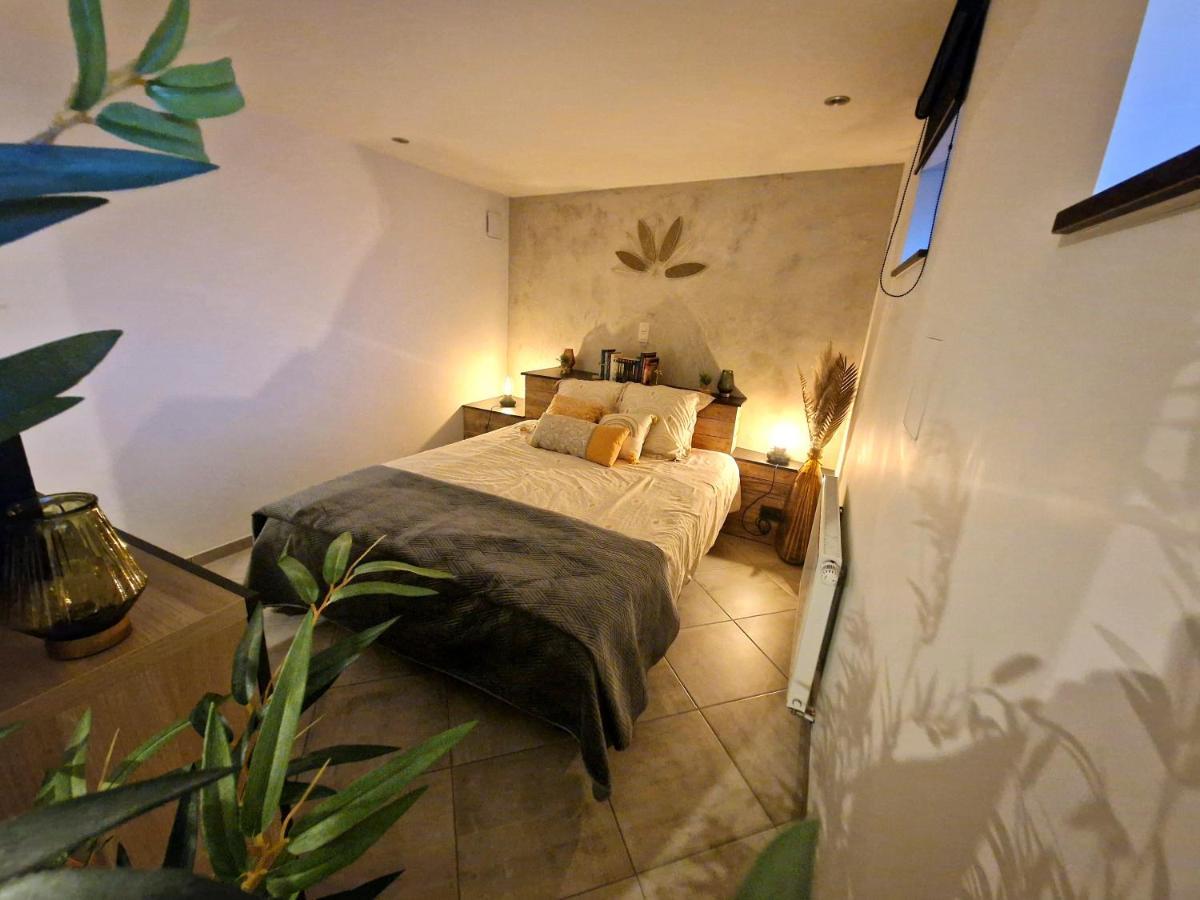 Le Twenty Bed & Breakfast Marche-en-Famenne Exterior foto